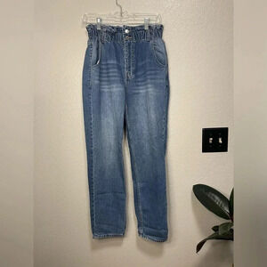 High waisted straight leg mom jean size medium